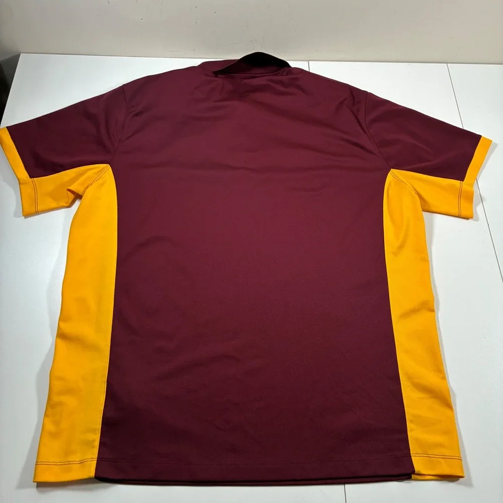 Nike minnesota golden